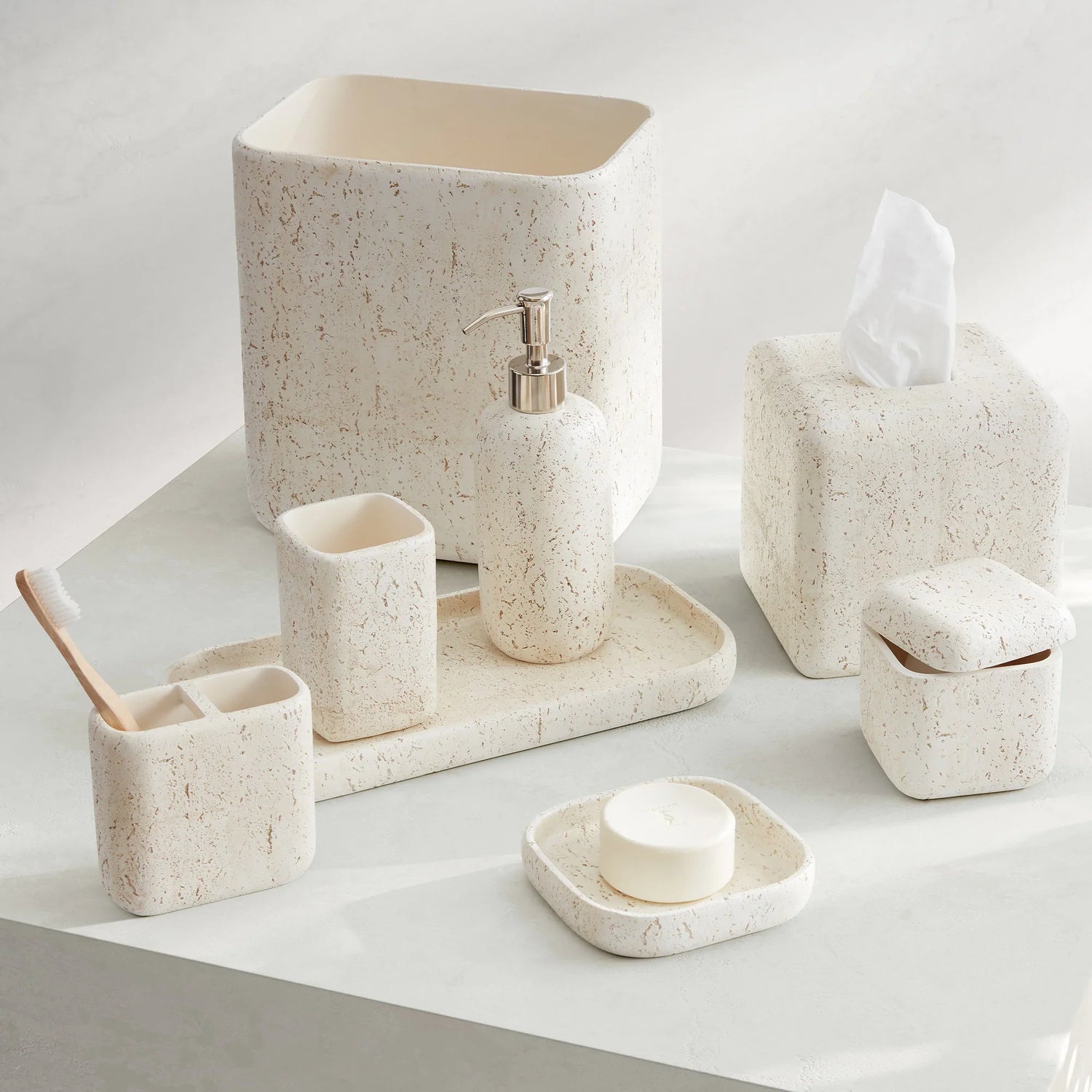 Towels & Bath Accessories