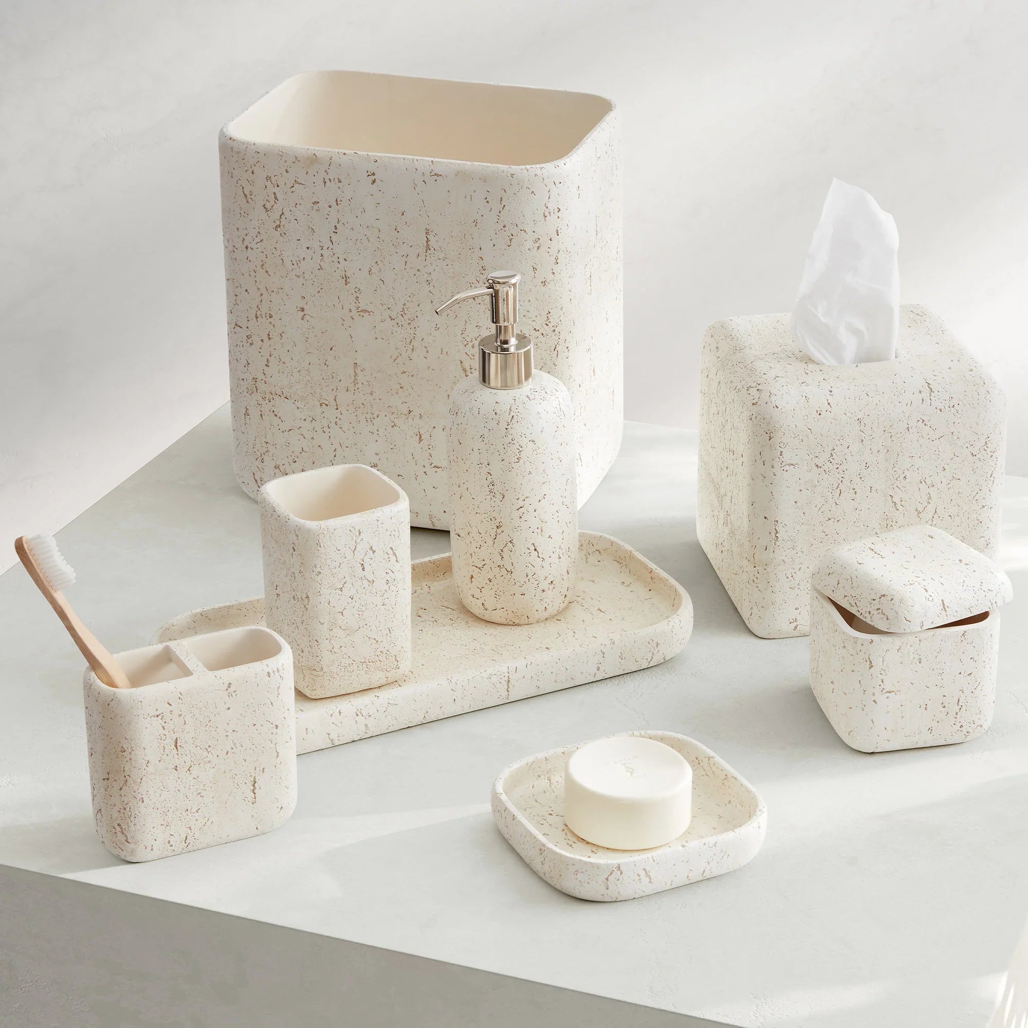 Towels & Bath Accessories