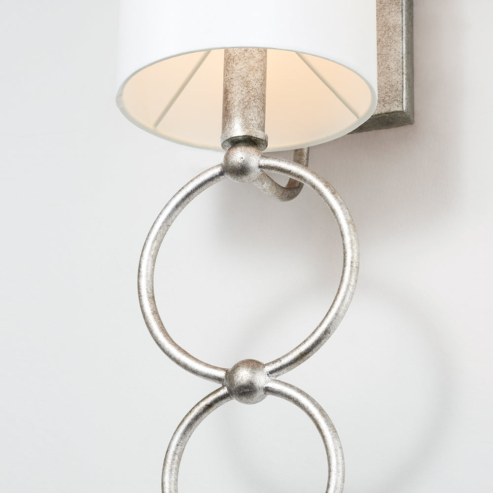 1 Light Sconce