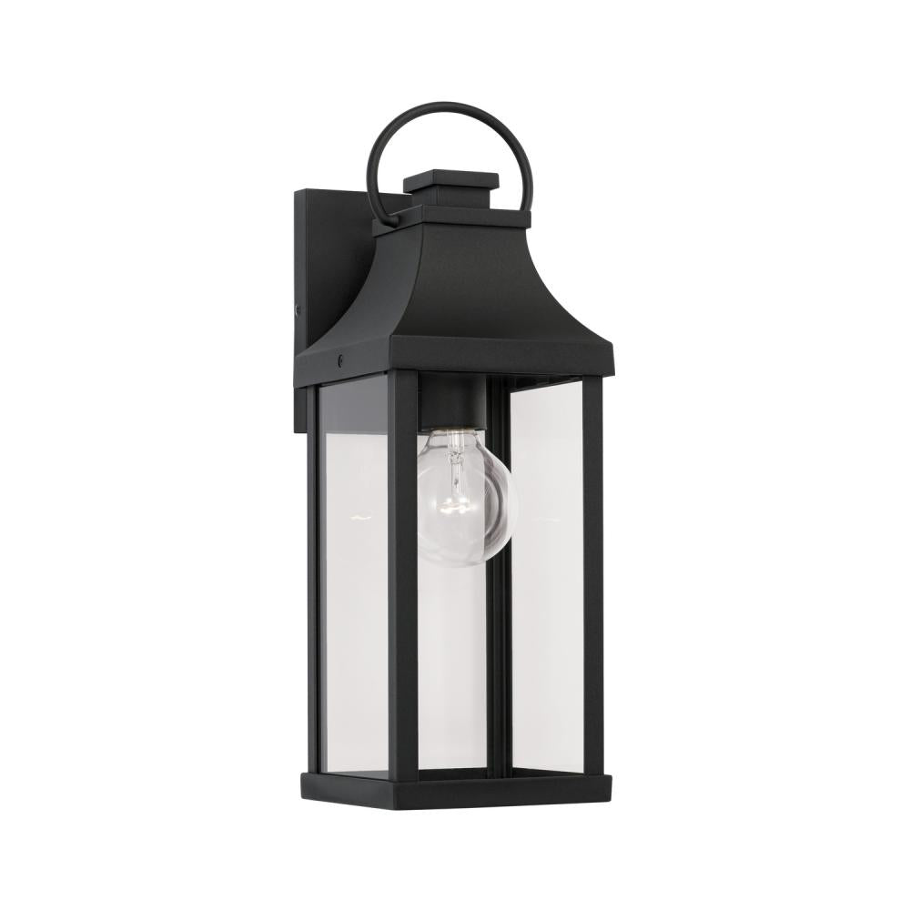 1 LIGHT OUTDOOR WALL LANTERN