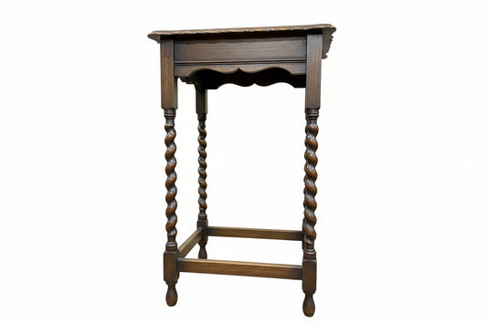 Square Turned Leg Table