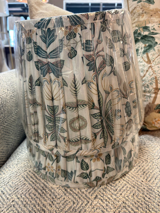 8x11x8.5" Pleated Print Shade