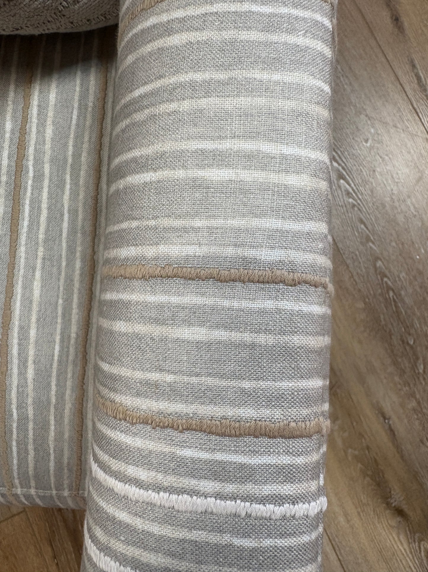 Etcetera Sandstone Grant Swivel