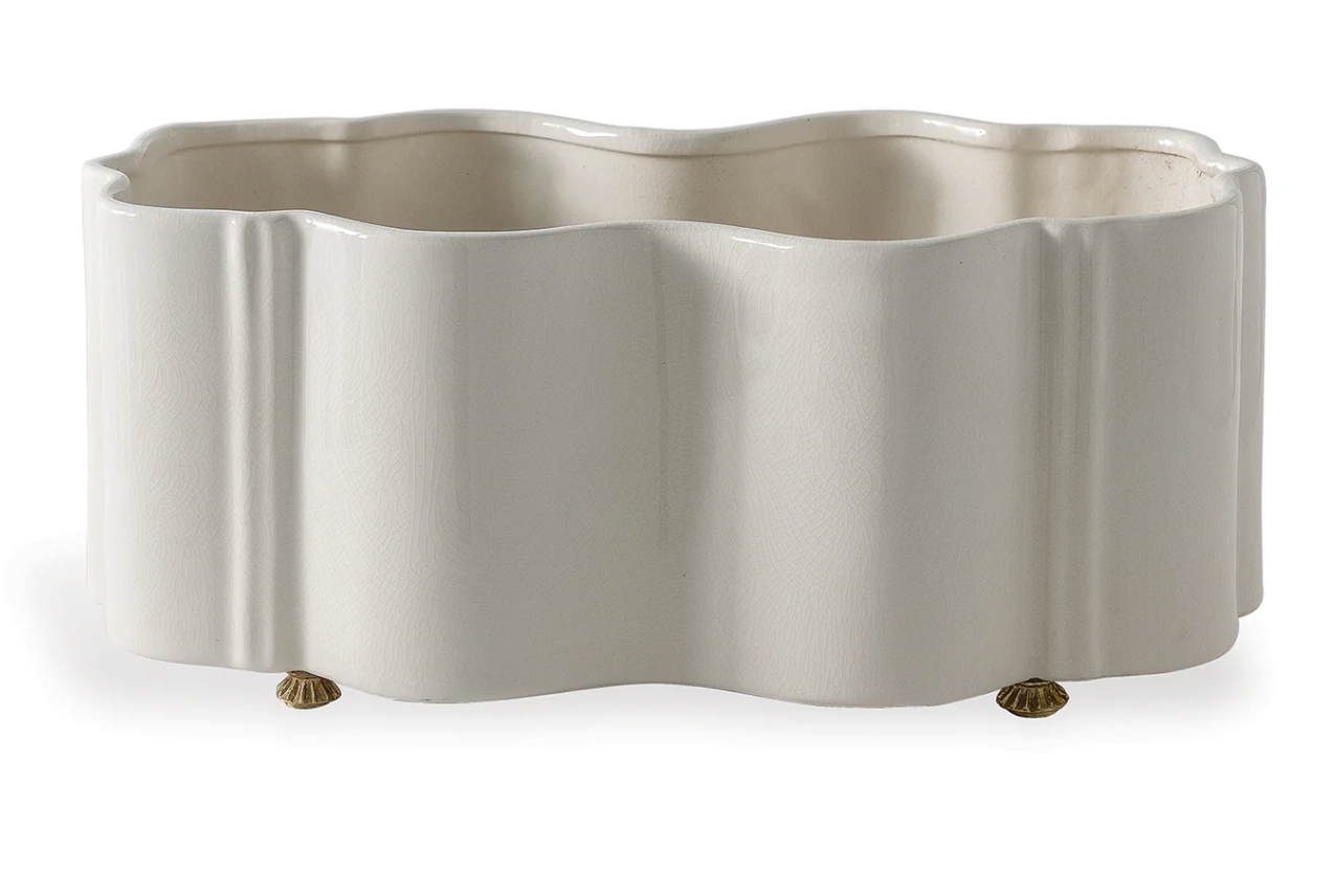 Tuscan Cream Scallop Planter