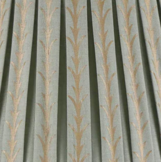 Pleated Acathus Leaf Shade