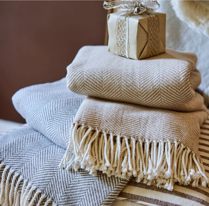 Madeira Throw