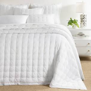 Lush Linen Puff Coverlet